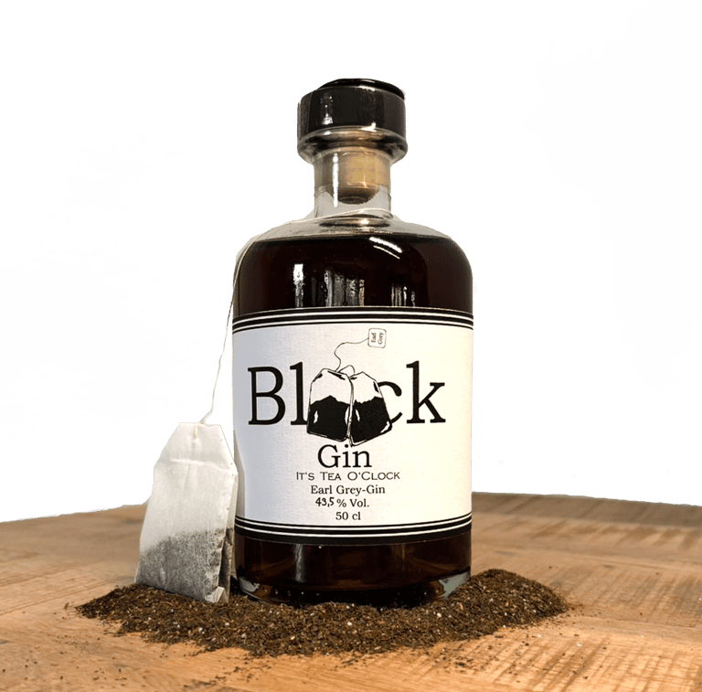 Black Earl-Grey-Gin bottle